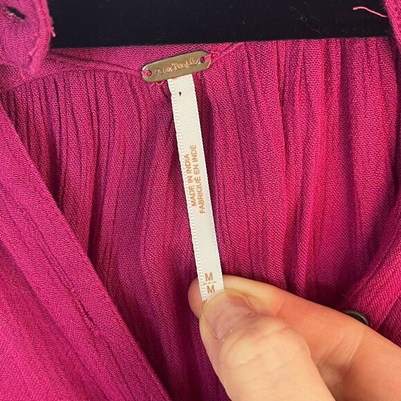 Free People  High-Low Button-Down Boyfriend Fit Tunic Top Tab Sleeve Magenta M - Picture 3 of 10